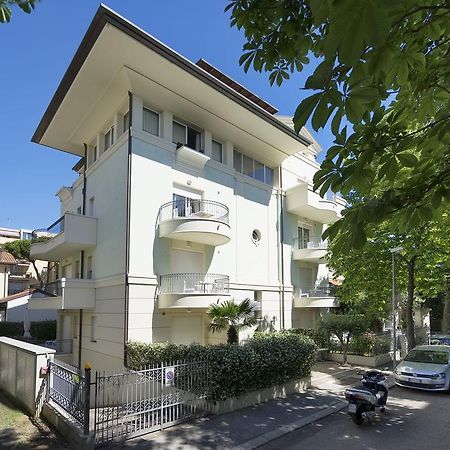 Residence Hamilton Riccione Exterior photo