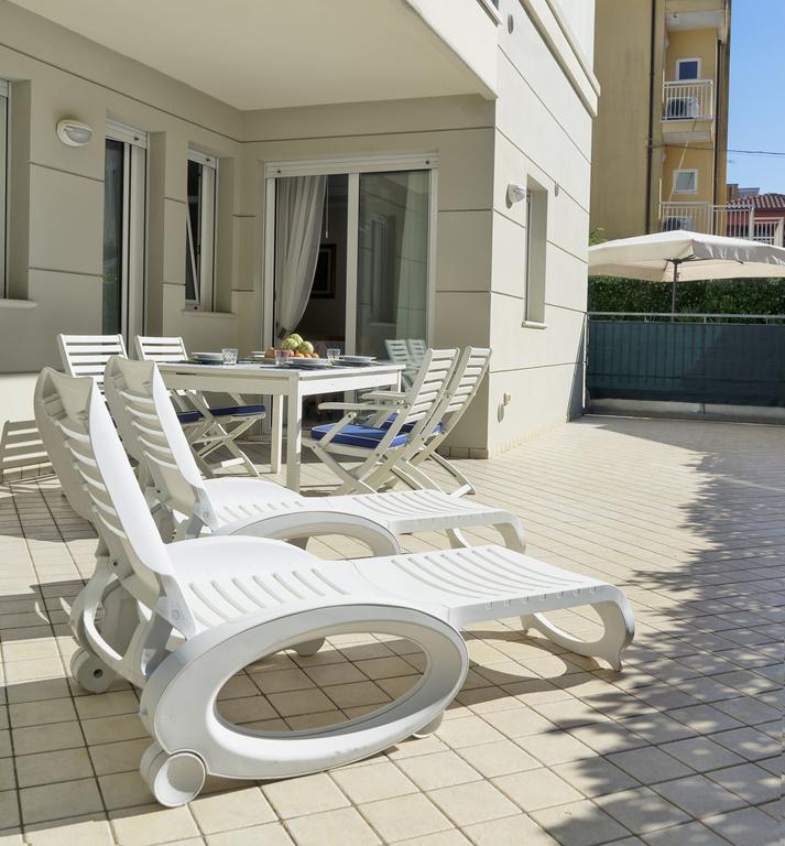 Residence Hamilton Riccione Exterior photo