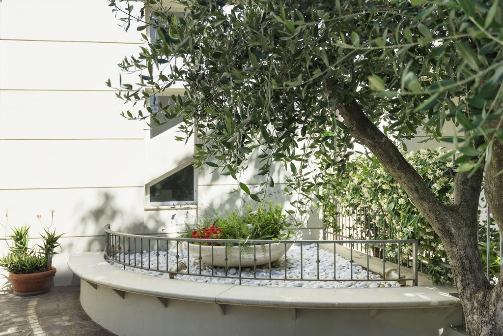 Residence Hamilton Riccione Exterior photo